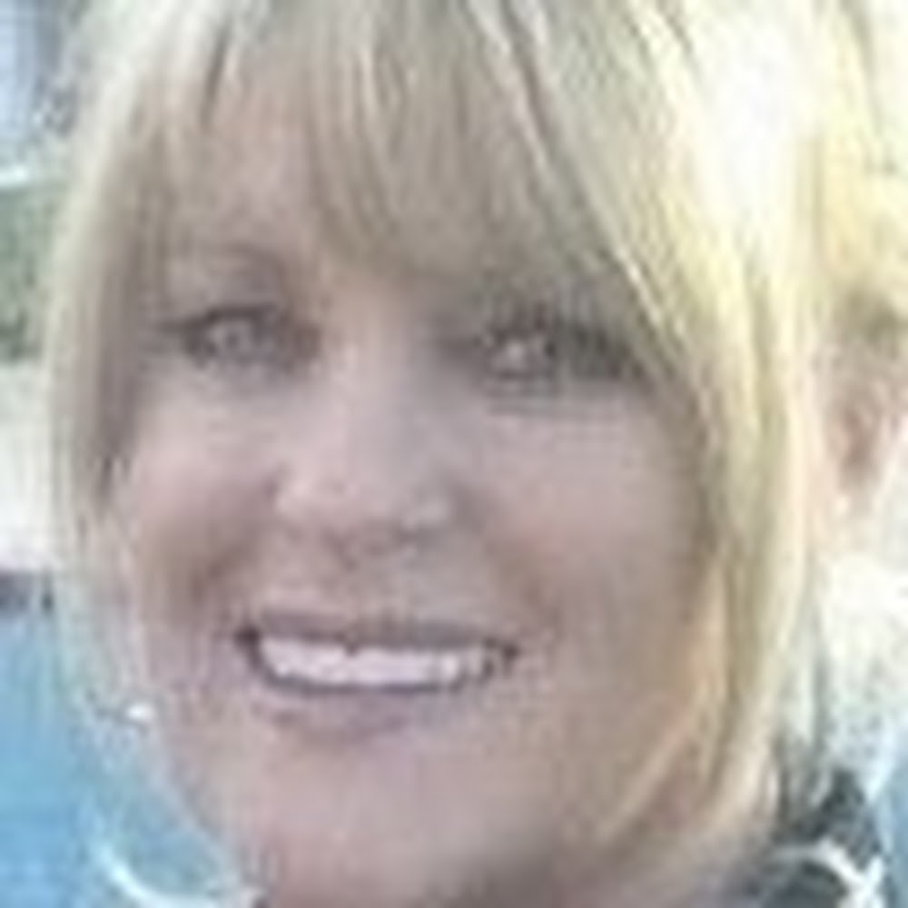 Meet your Posher, Peri